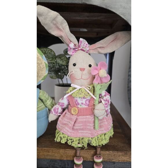 Pier 1 Mr & Mrs Peter Cottontail Easter Bunny Rabbit Shelf Sitter Plush Pier One - Picture 4 of 10